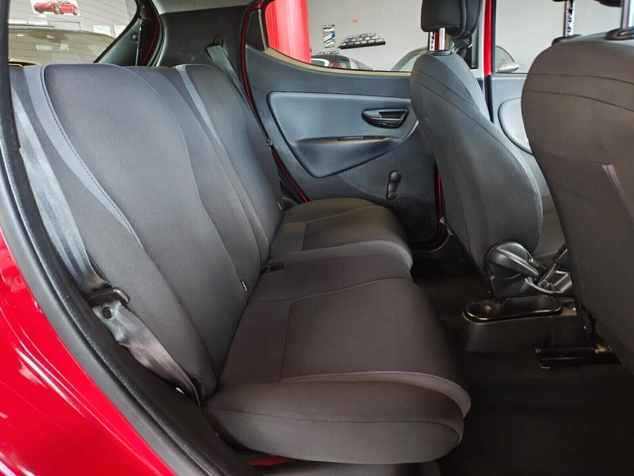 Lancia Ypsilon 1.3 MJT 16V 80 CV 5 porte S&S Platinum