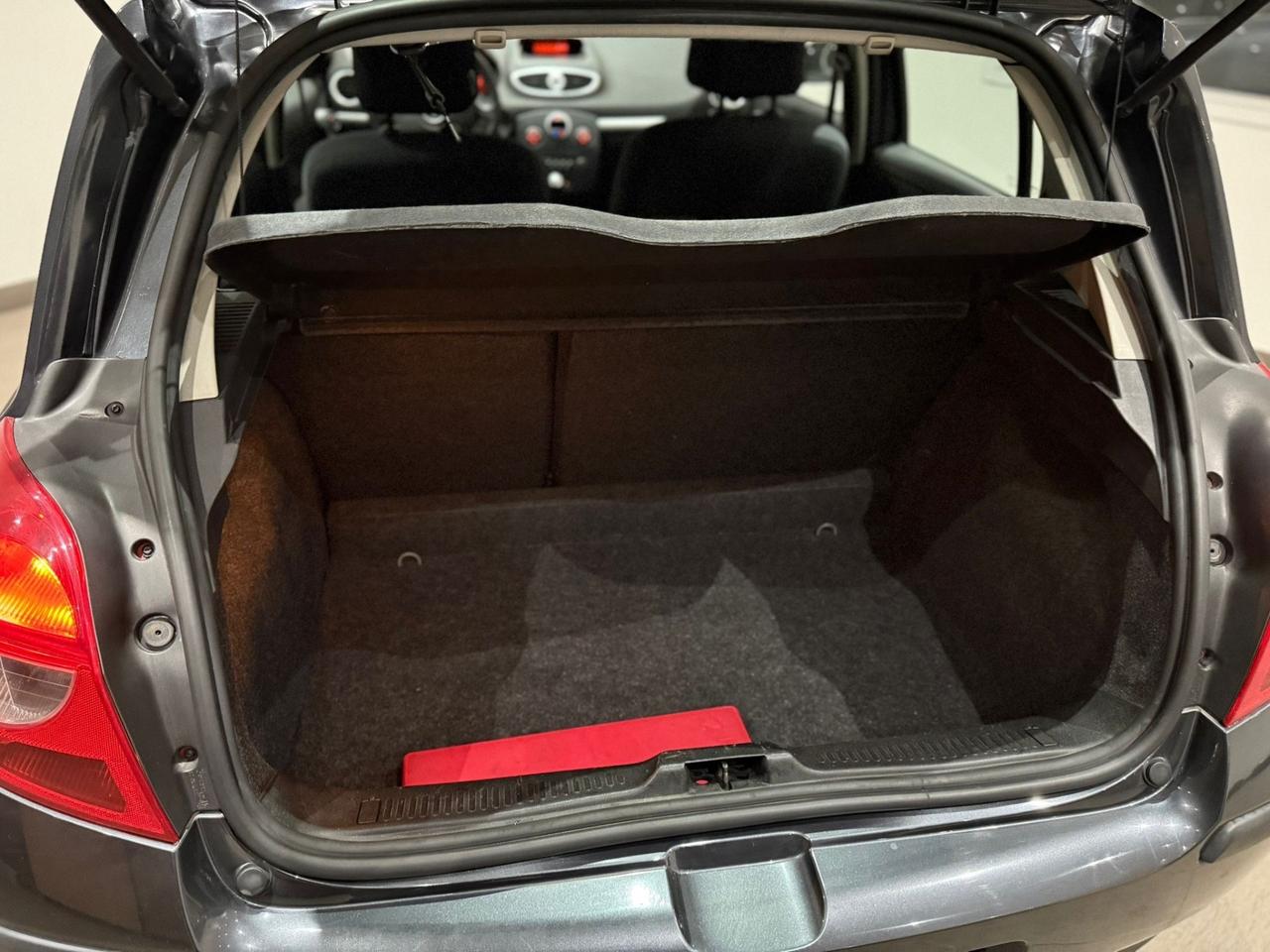 Renault Clio 1.2 (55cv/75kw) 16v Per Neopatentati