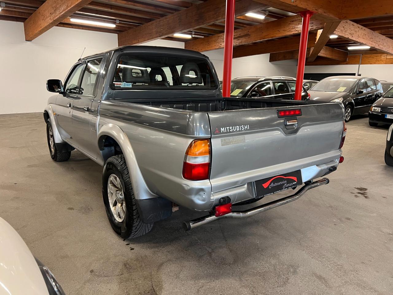 Mitsubishi L200 2.5 TDI 4x4 99PS/cv DC GLS Neopatentati
