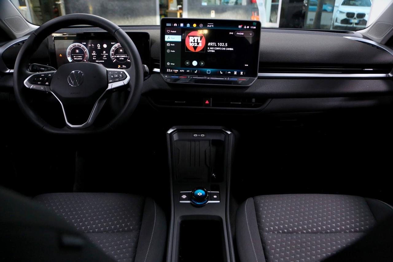 Volkswagen T-Roc 1.5 eTSI Life 115cv DSG_NUOVA 2026 KM0