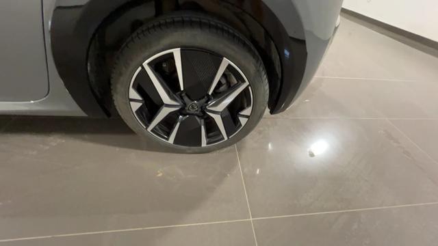 PEUGEOT 208 PureTech 100 CV 5 porte GT - ANCHE NERA!