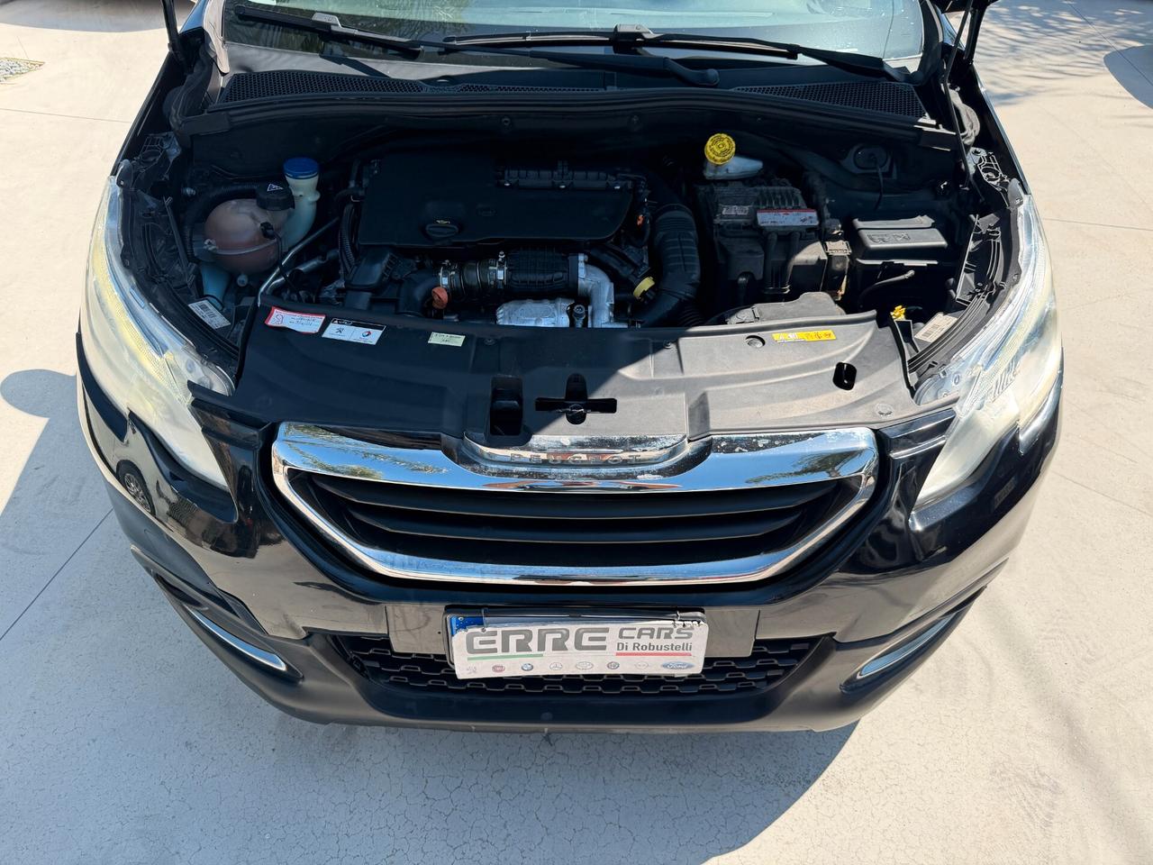 PEUGEOT 2008 2016 1.6 DIESEL 99 CV *LEGGI