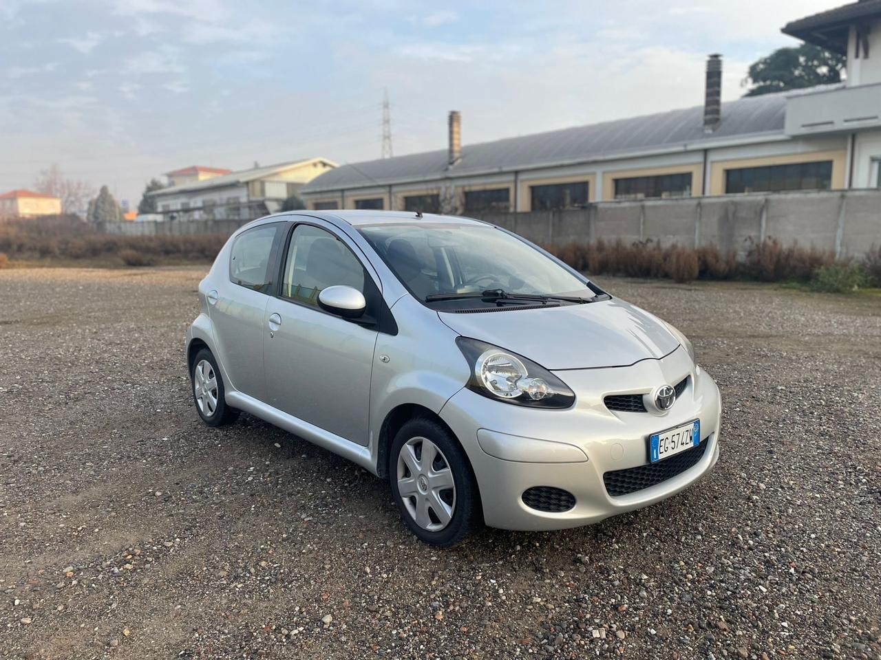 Toyota Aygo 1.0 12V VVT-i 5 porte