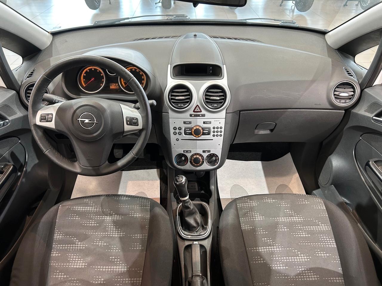 Opel Corsa 1.0 12V 3 porte One