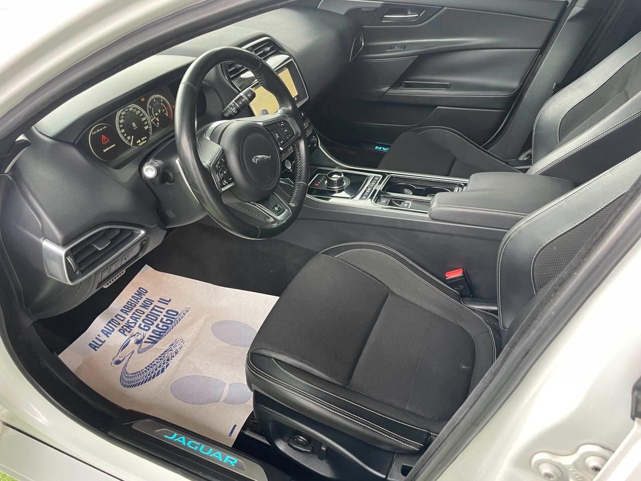 Jaguar XE 2.0 D 240 CV AWD aut. Portfolio