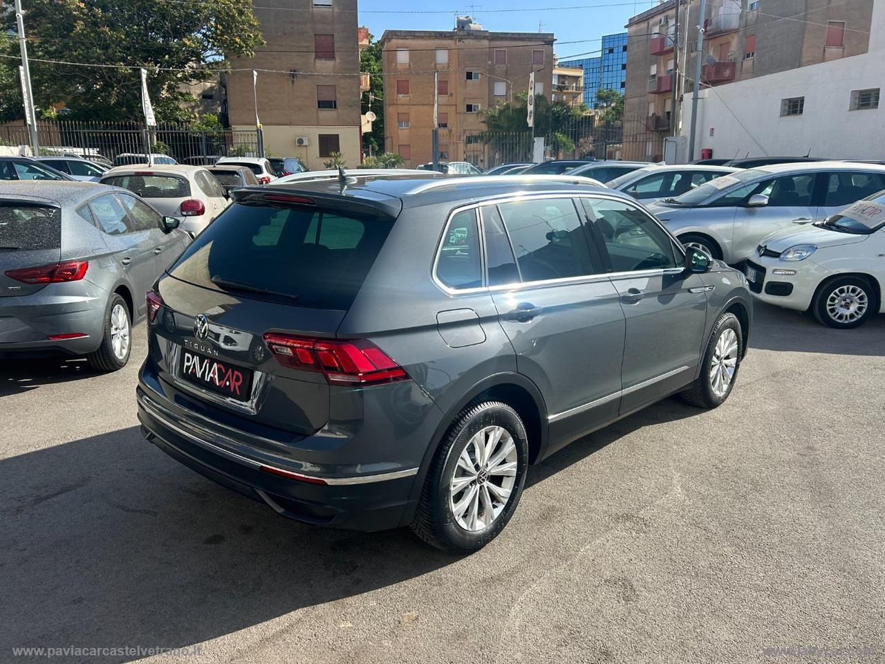 VOLKSWAGEN Tiguan 2.0 TDI 4MOTION Advanced BMT