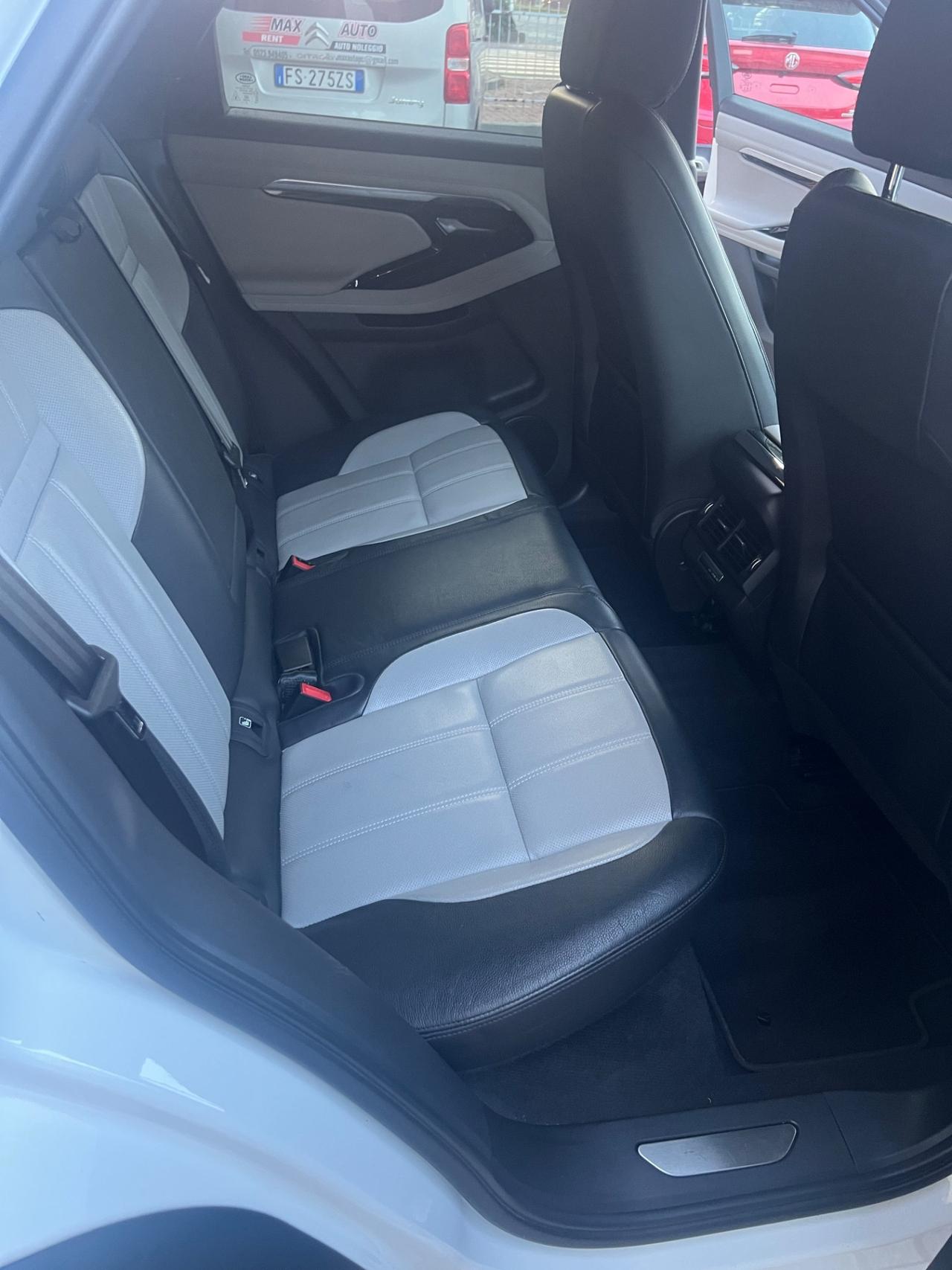 Land Rover Range Evoque 2.0D I4-L.Flw 150 CV R-Dynamic S