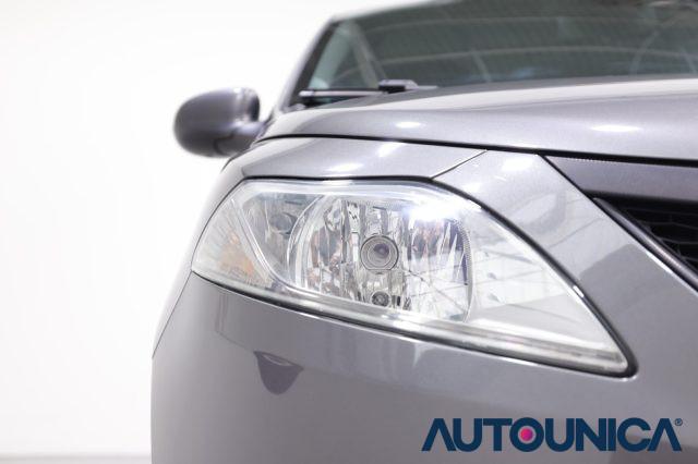 LANCIA Ypsilon 1.2 69 CV 5 PORTE GPL ECOCHIC ELEFANTINO BLU