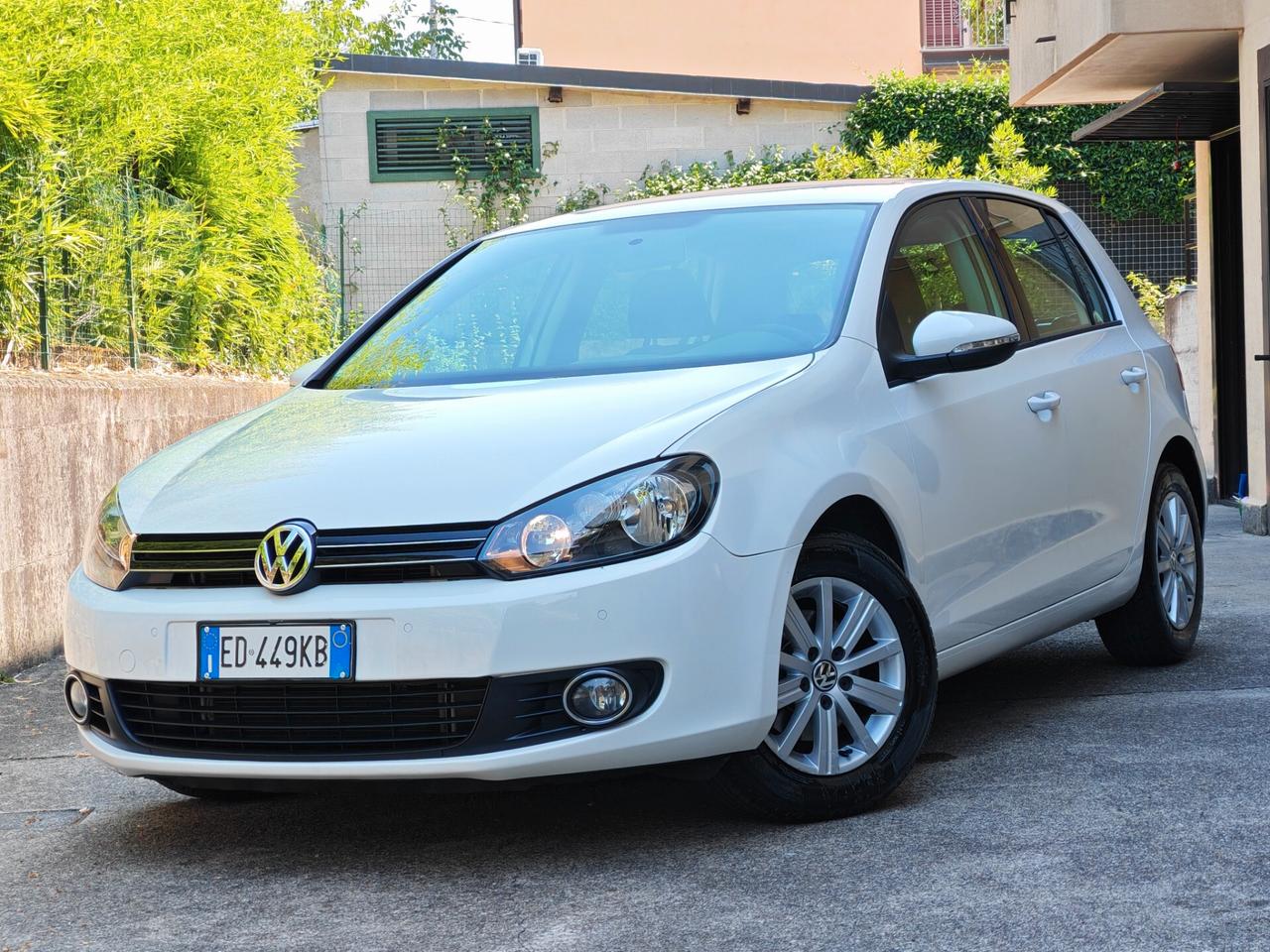 Volkswagen Golf 1.2 BENZINA 105cv / 68.000km