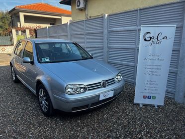 Volkswagen Golf 1.6 16V FSI 5p. Sportline