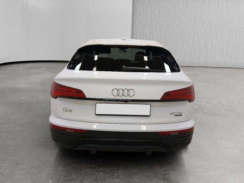 Audi Q5 Sportback 40 2.0 tdi mhev 12V S line quattro s-tronic