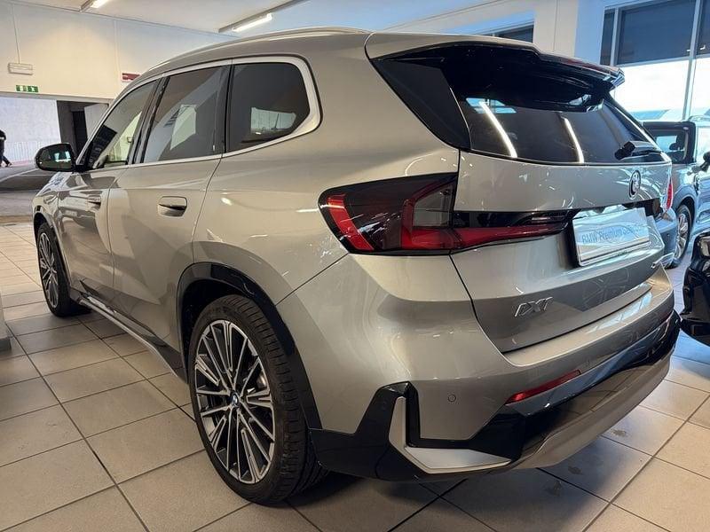 BMW iX1 iX1 xDrive 30 xLine