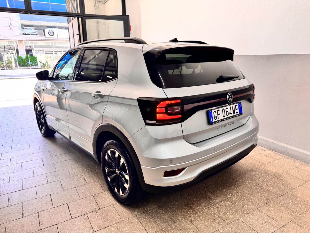 Volkswagen T-Cross 1.0 TSi 95 Cv R-Line 8.000 KM