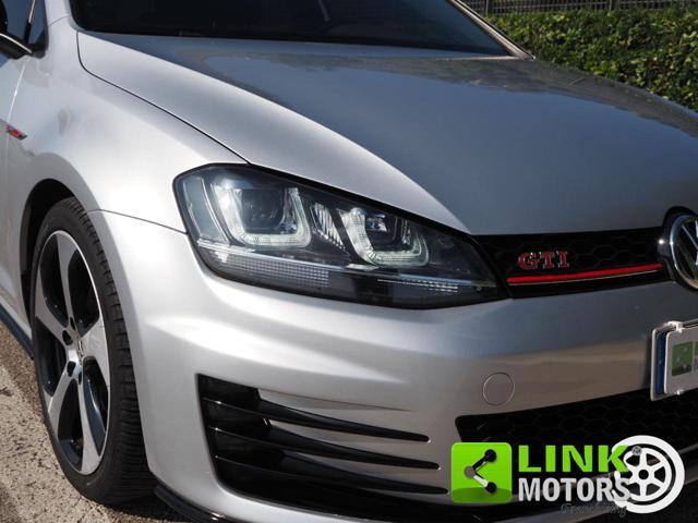 VOLKSWAGEN Golf GTI 2.0 TSI DSG 5p. BlueMotion Technology