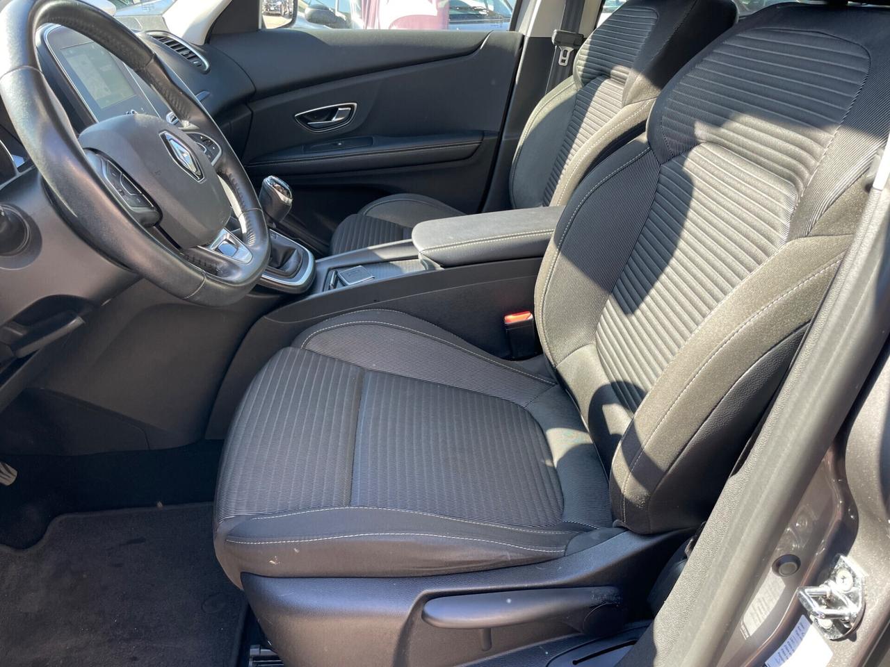 Renault Grand Scenic Blue dCi 120 CV EDC Intens