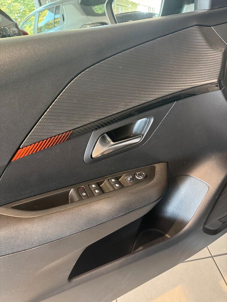 Peugeot 208 1.2 puretech Active Pack App conn 16" Neopat