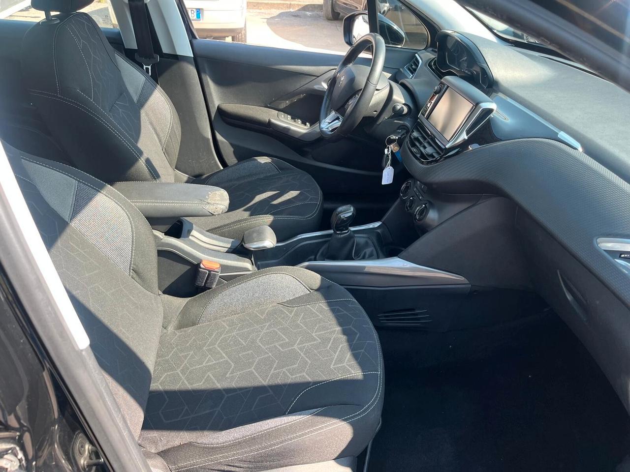 Peugeot 2008 PureTech 82 Active