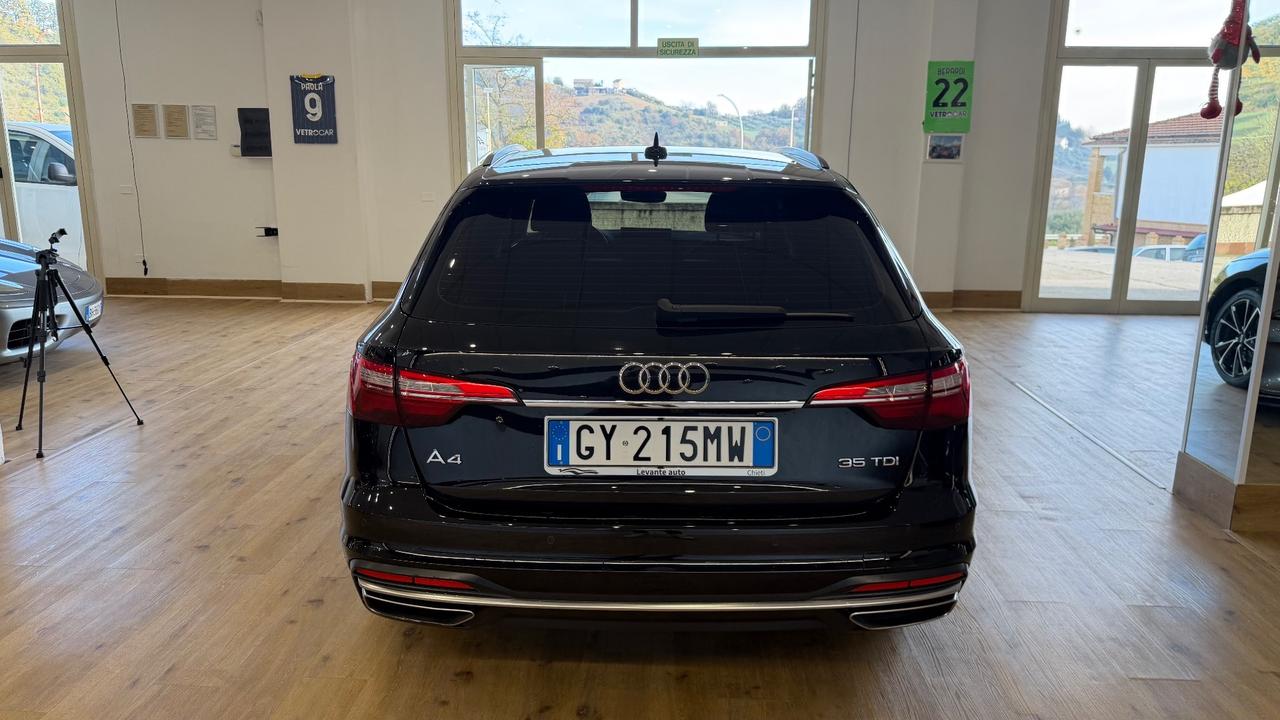 Audi A4 Avant 30 TDI/136 CV S tronic Business Advanced