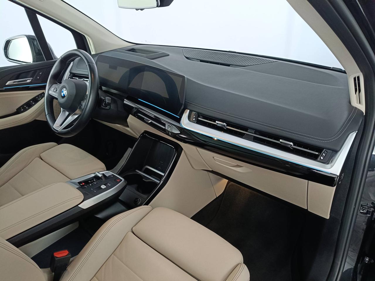 BMW 218d Active Tourer Luxury auto