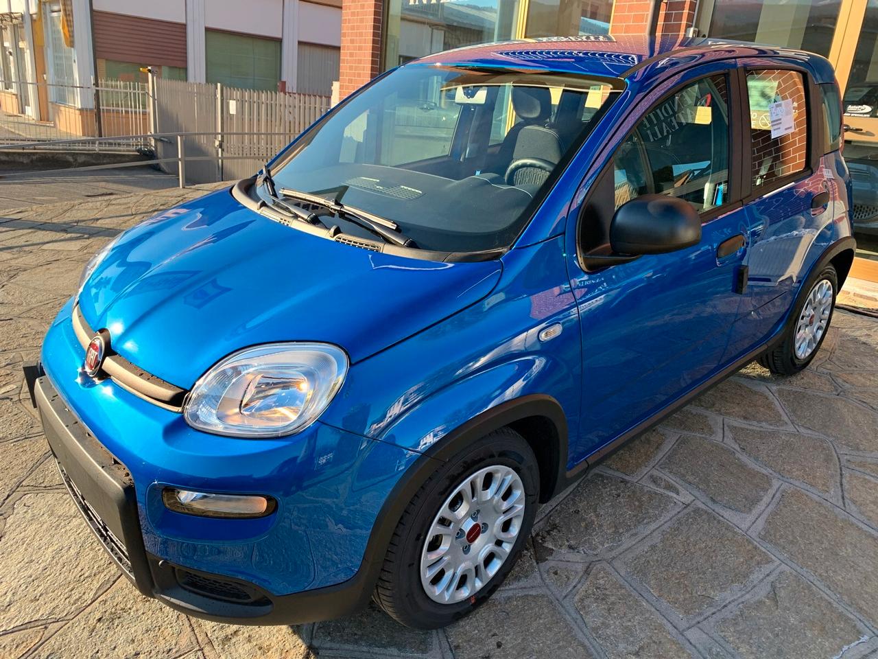 FIAT PANDA 1.0 benzina/ibrida Blu Italia KM 0