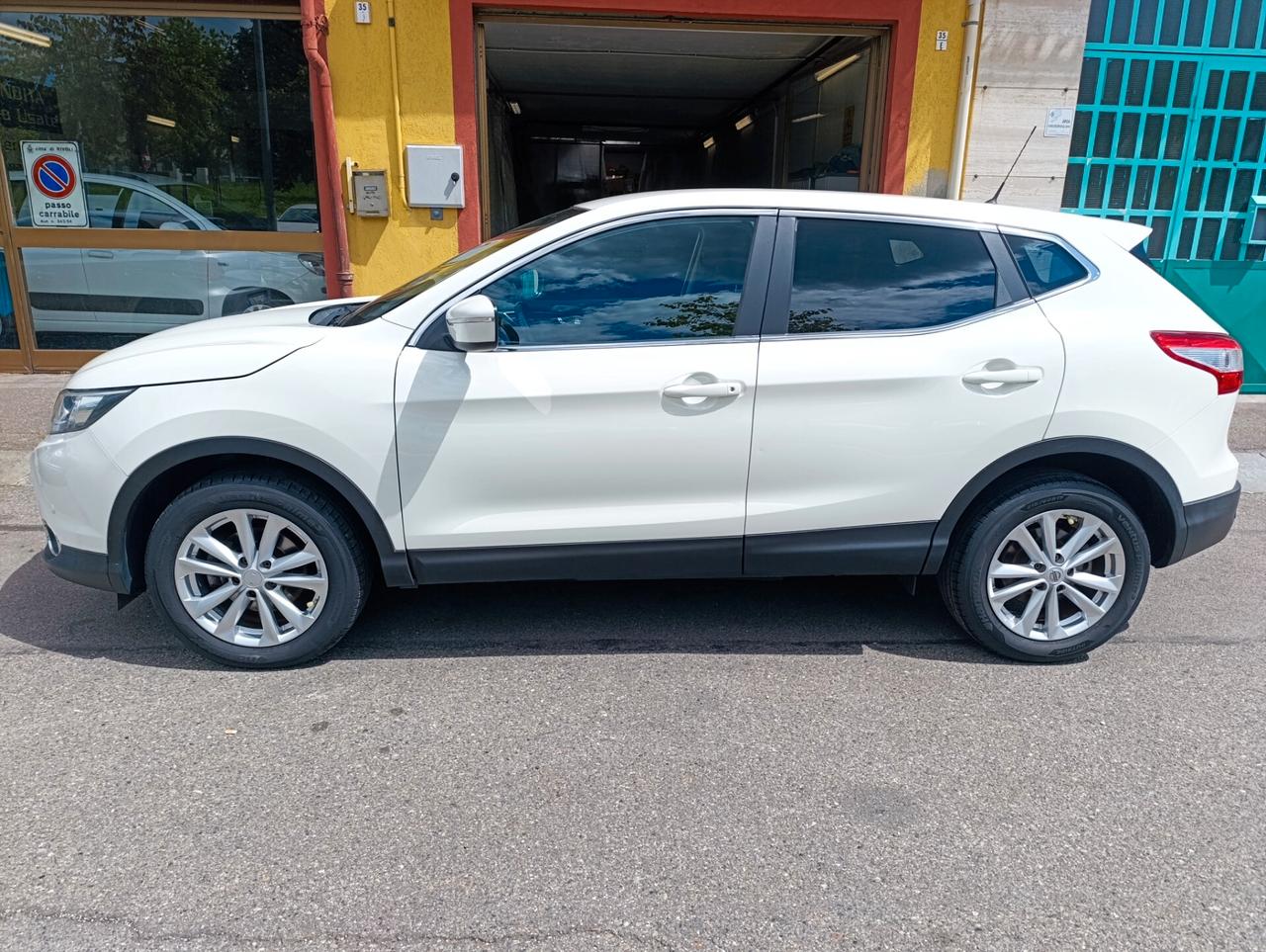 Nissan Qashqai 1.2 DIG-T FULL OPTIONAL UNICO PROPRIETARIO