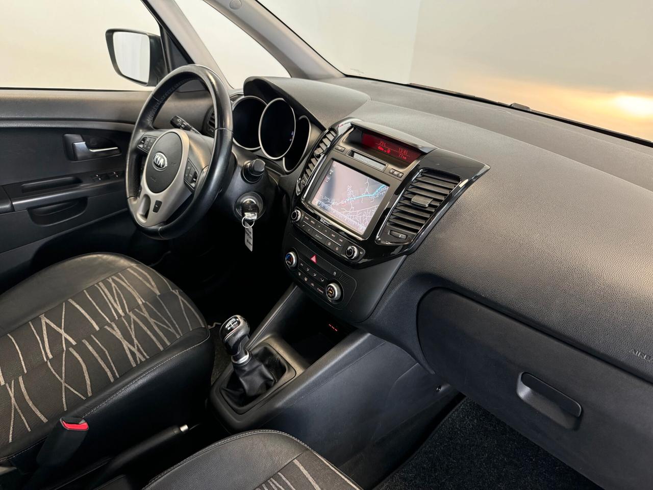 Kia Venga 1.4 CVVT Cool TETTO NAVI PELLE 79.000 KM
