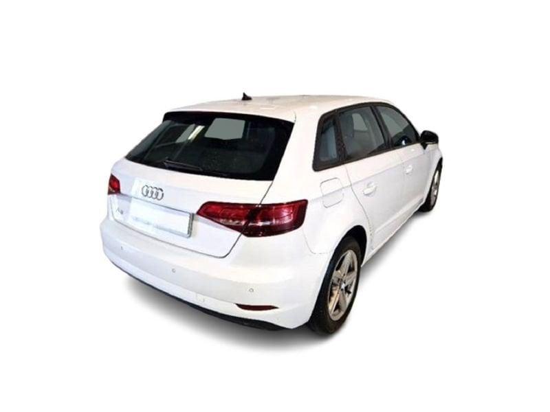 Audi A3 Sportback 30 g-tron 130 CV Automatica NAVI XENO Business