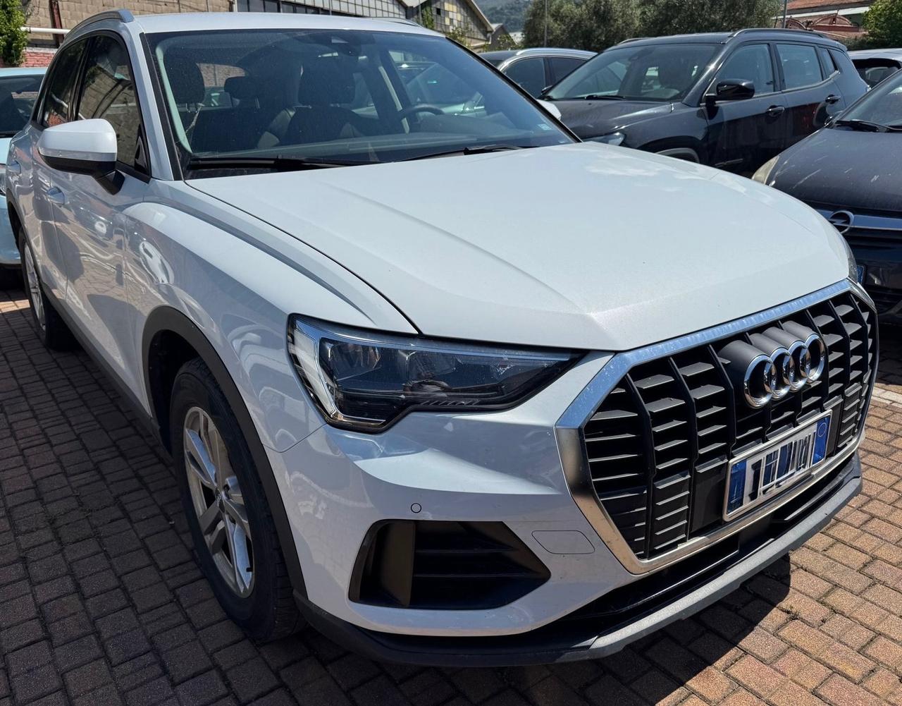 Audi Q3 35 TDI S tronic Business Advanced