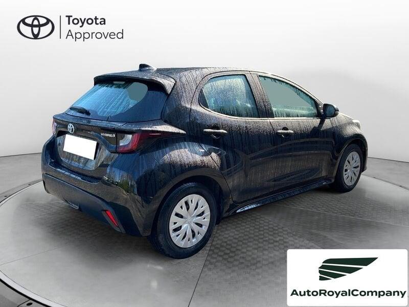 Toyota Yaris Hybrid Active MY21