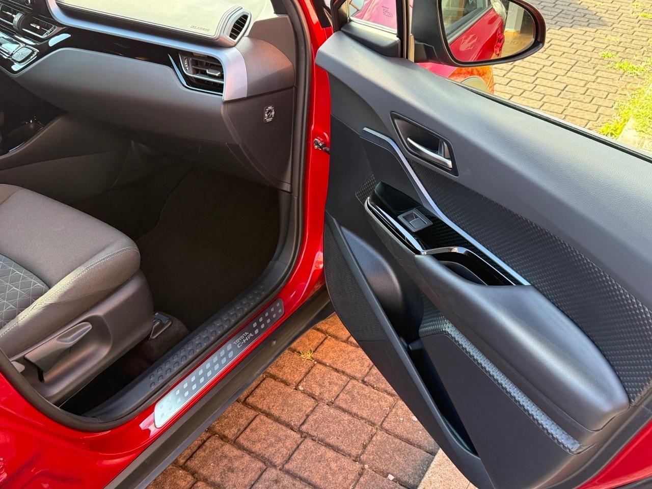 Toyota C-HR 2.0 Hybrid E-CVT Trend 2021