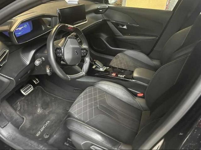 PEUGEOT 208 motore elettrico 136 CV 5 porte GT Pack