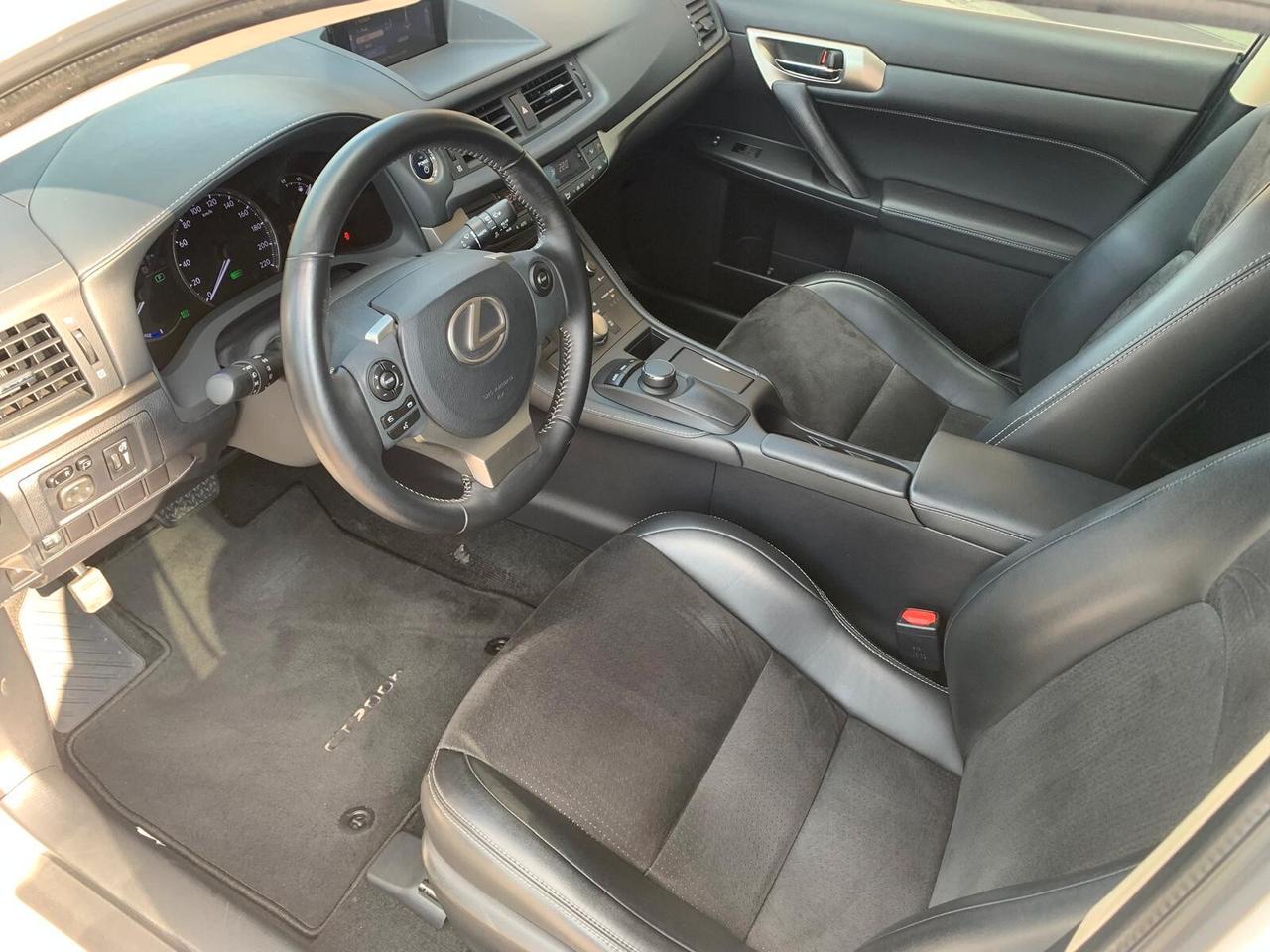 Lexus CT 200h Hybrid Sport Unicoprop. Neopat.