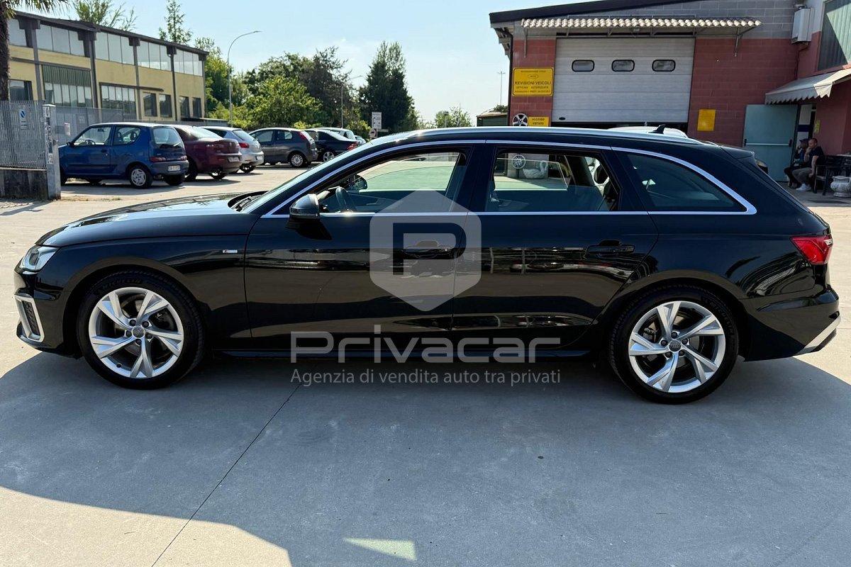AUDI A4 Avant 30 TDI/136 CV S tronic