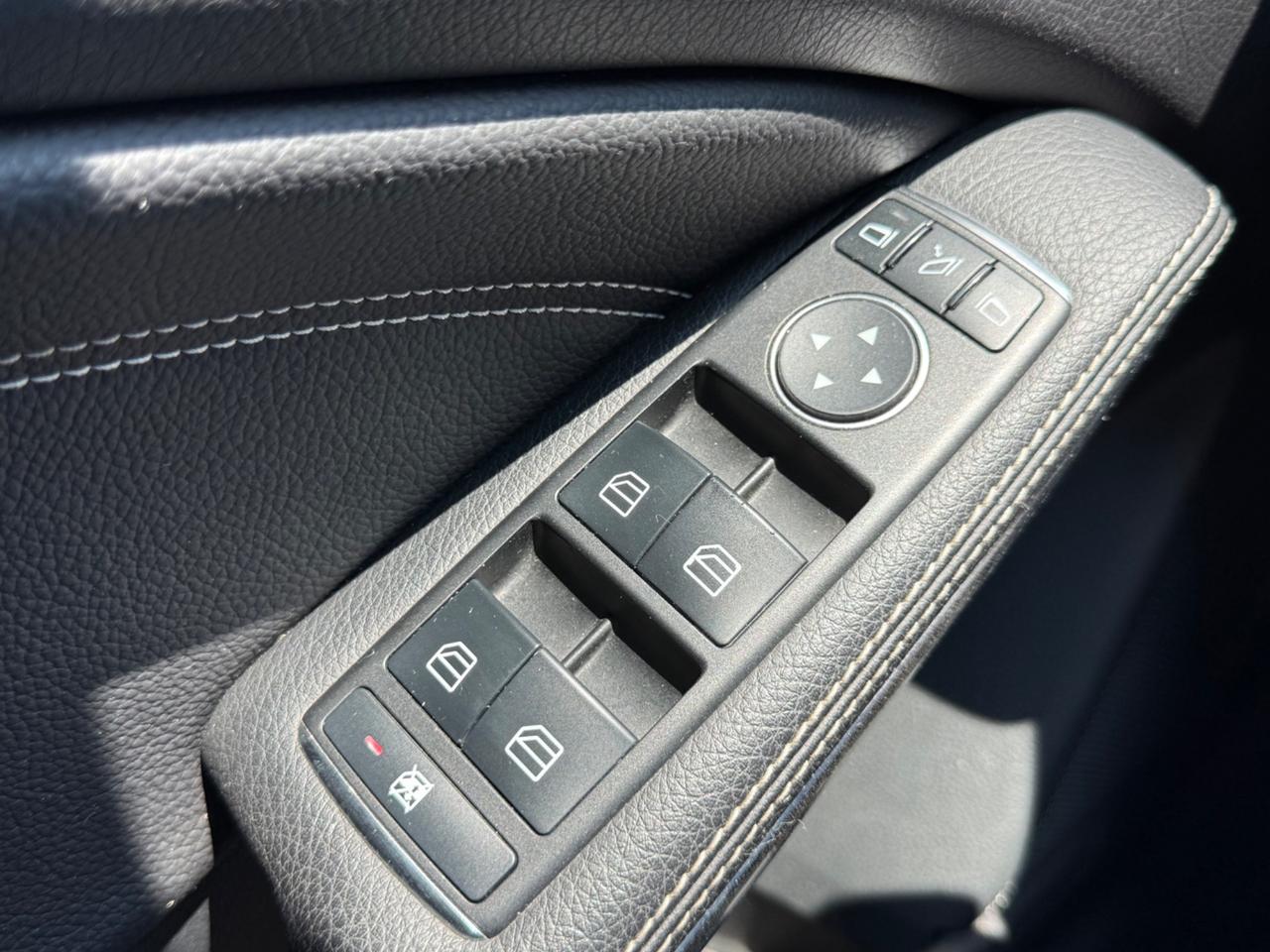 Mercedes-benz Euro6 A 200 d Automatic 4Matic Premium