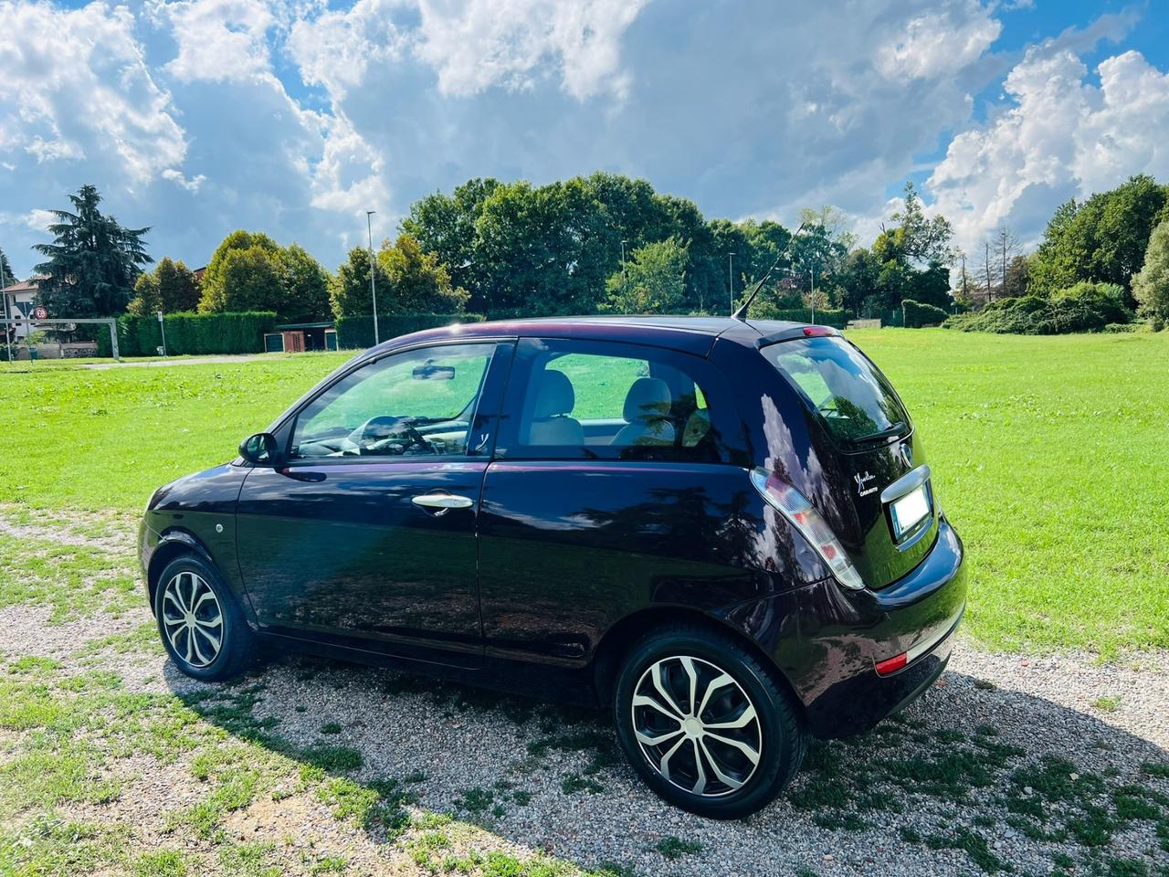 Lancia Ypsilon 1.2 Platino