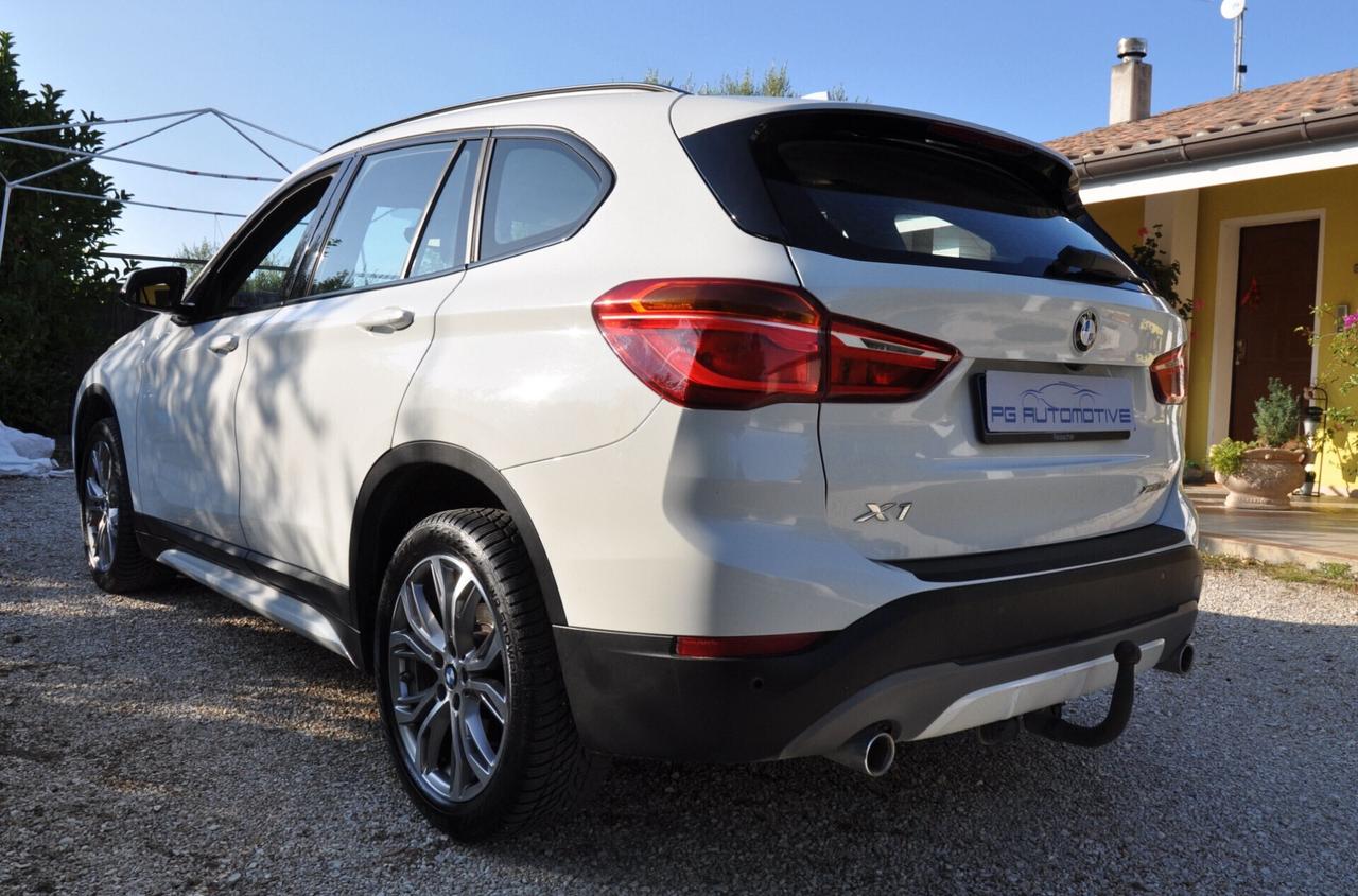 Bmw X1 180d xDrive Advantage (Gancio traino-tetto apribile)