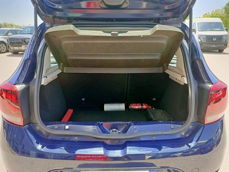 Dacia Sandero 0.9 TCe 90cv Laureate S&S 0.9 TCe 90cv Laureate GPL