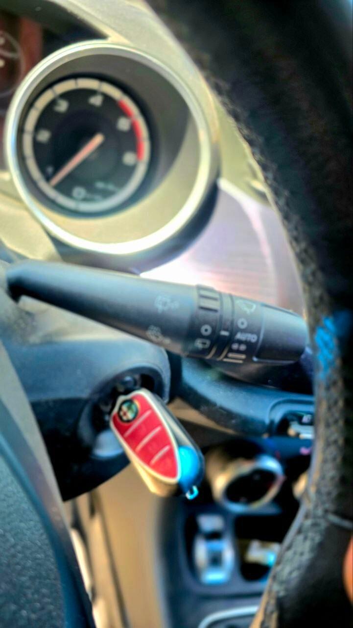 Alfa Romeo Giulietta JTDm-2 anche NEOPATENTATI