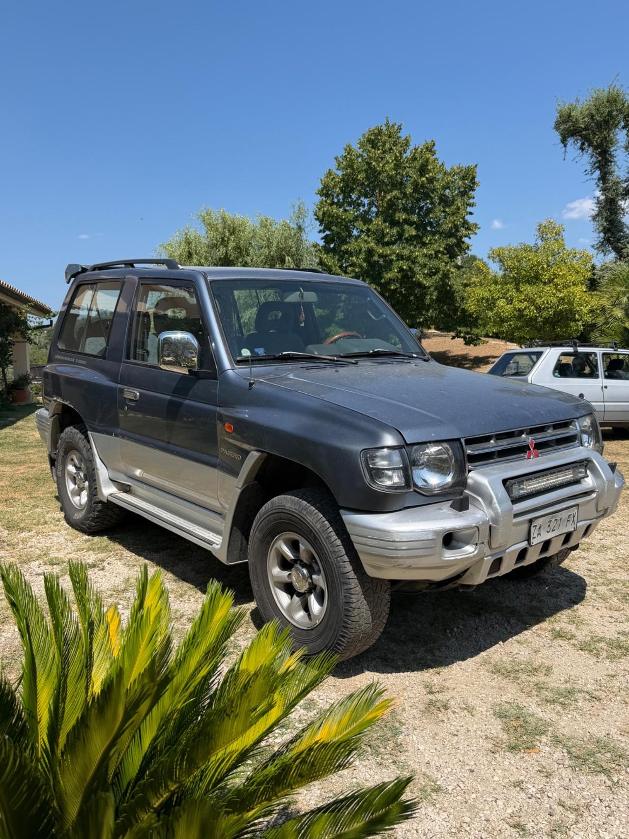 Mitsubishi Pajero 2.5 TDI Metal-top S.S. GLS Target