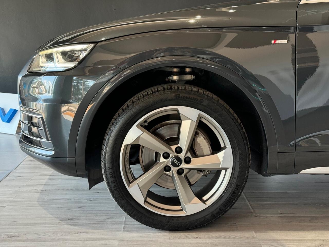 Audi Q5 2.0 TDI quattro S tronic S-Line