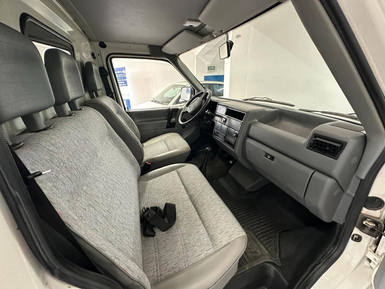 Volkswagen transporter T4