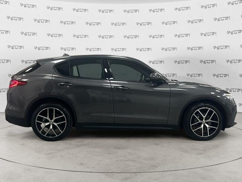 Alfa Romeo Stelvio 2.2 TD 160 CV Super Business AT8 RWD