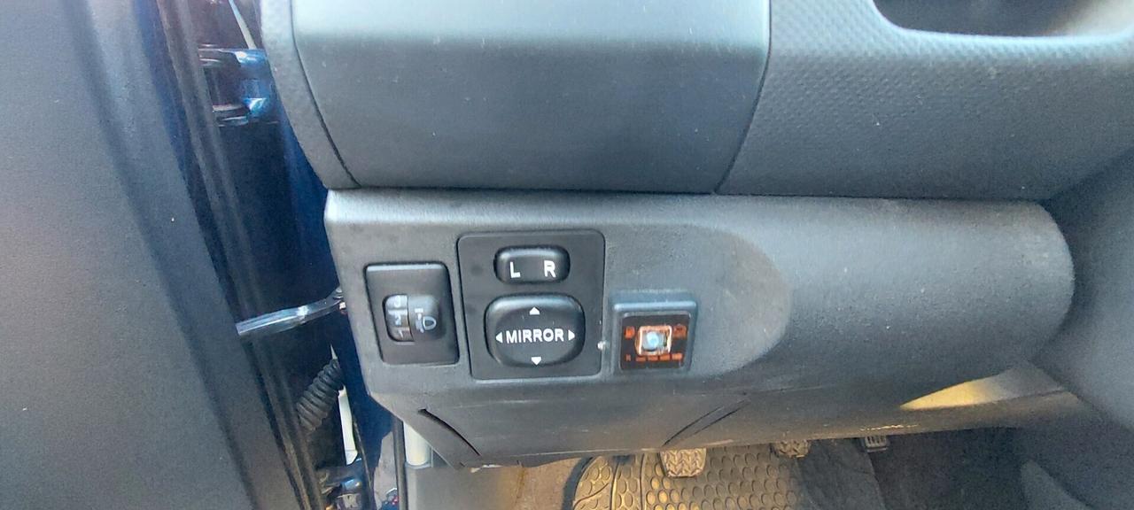 YARIS 1,0 BENZINA/GPL SCADENZA BOMBOLE NEL 2033 GOMME NUOVE IMPECCABILE