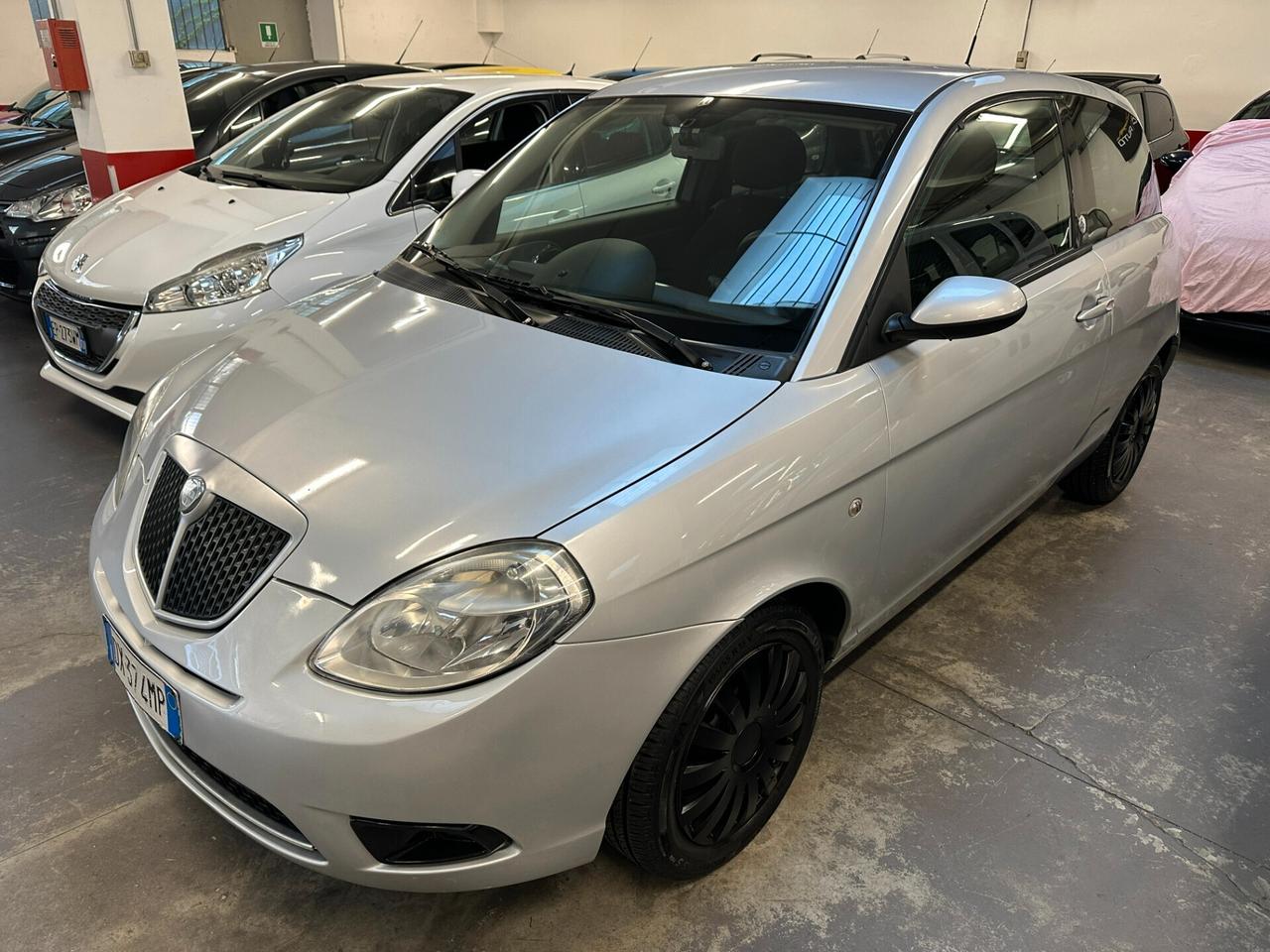 Lancia Ypsilon 1.4 Platino Ecochic GPL