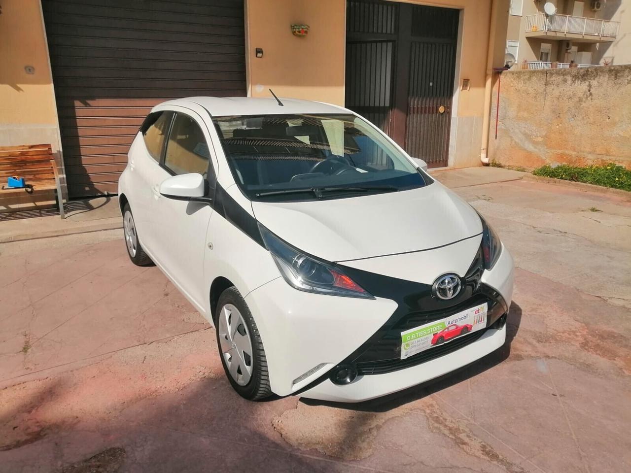 Toyota Aygo 1.0 VVT-i 69 CV 5 porte 2017 Full