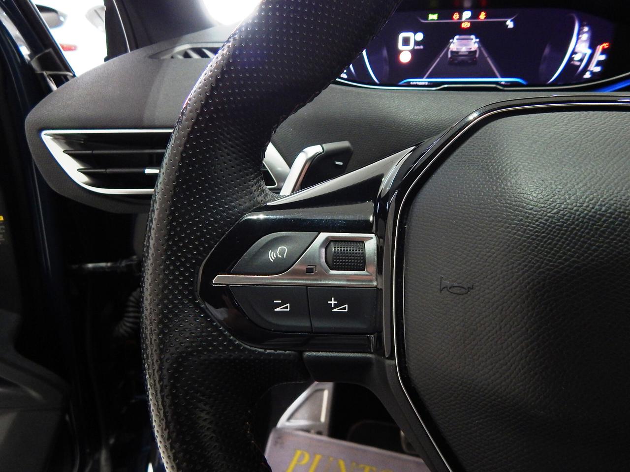 Peugeot 3008 1.5 bluehdi GT S&S AT8 TETTO-NAVI-PELLE-RADAR-LED