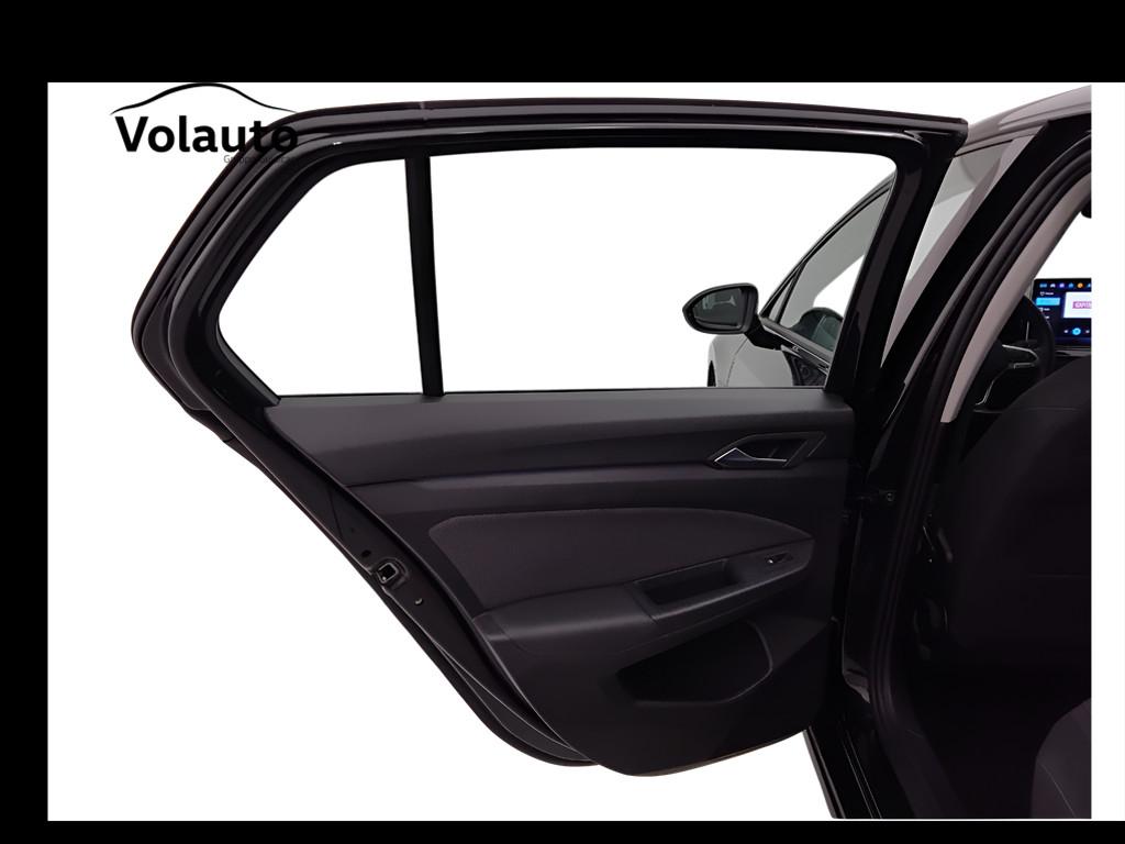 VOLKSWAGEN Golf VIII 2024 - Golf 2.0 tdi Life 115cv