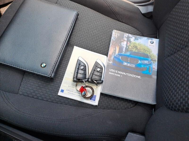 Bmw 118d 150cv Autom. *FULL OPT.-LED* da VETRINA