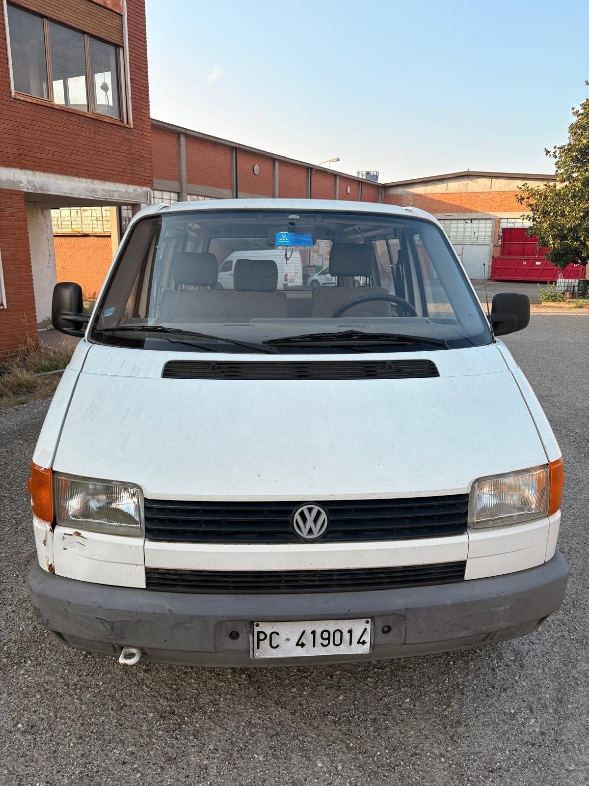Volkswagen T4 Kombi 2.4 DIESEL aspirato 74cv