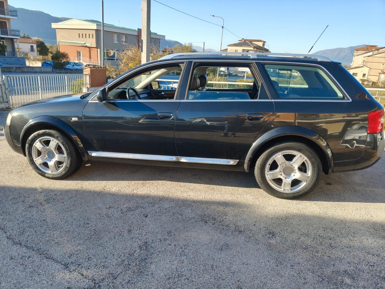 Audi A6 allroad 2.5 TDI 180 CV